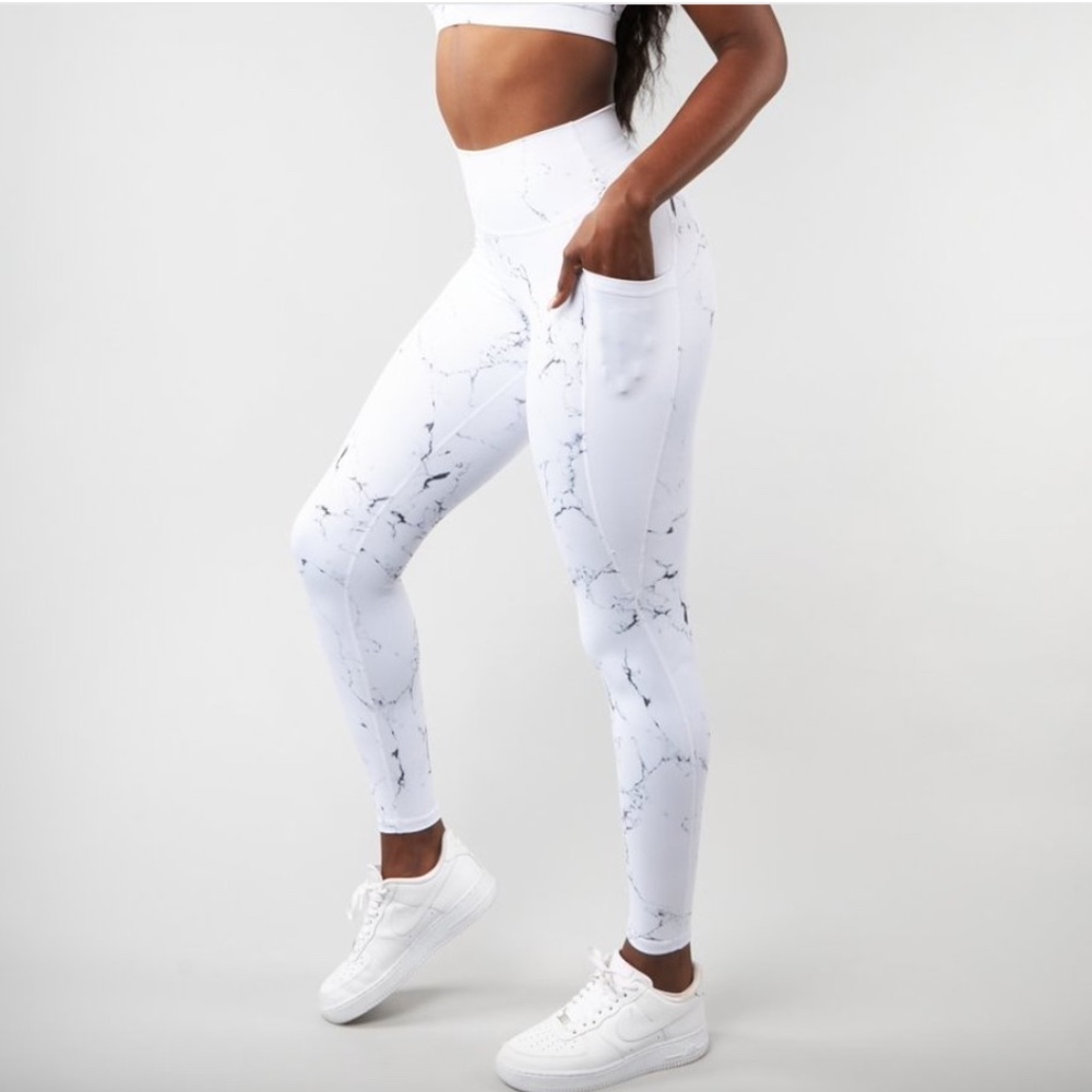 Buff Bunny White Marble Limitless Leggings